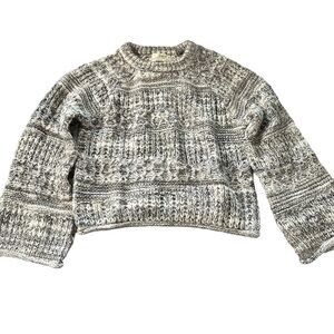Universal thread women's size small chunky knit sweater with flared arms